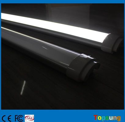 새로운 도착 LED 선형 빛 PC 커버와 알루미늄 합금 방수 ip65 4피트 40w 3 단조 LED 빛 저렴한 가격