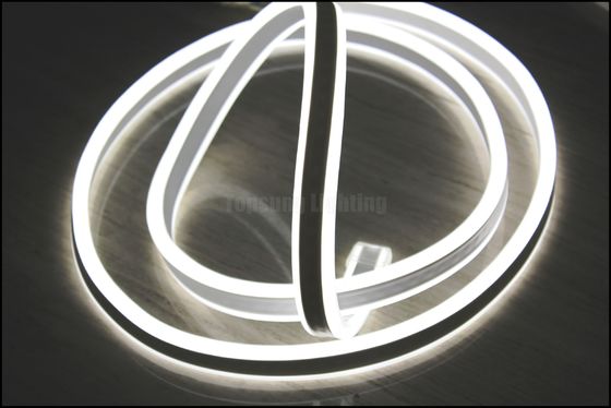 차가운 흰색 LED 유연 네온 로프 라이트 8.5*18mm 양면 네온 표지판 중국