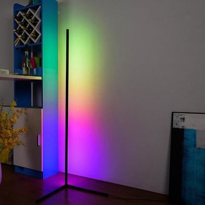 140cm 색을 바꾸는 다른 LED 조명 코너 선형 바닥 램프
